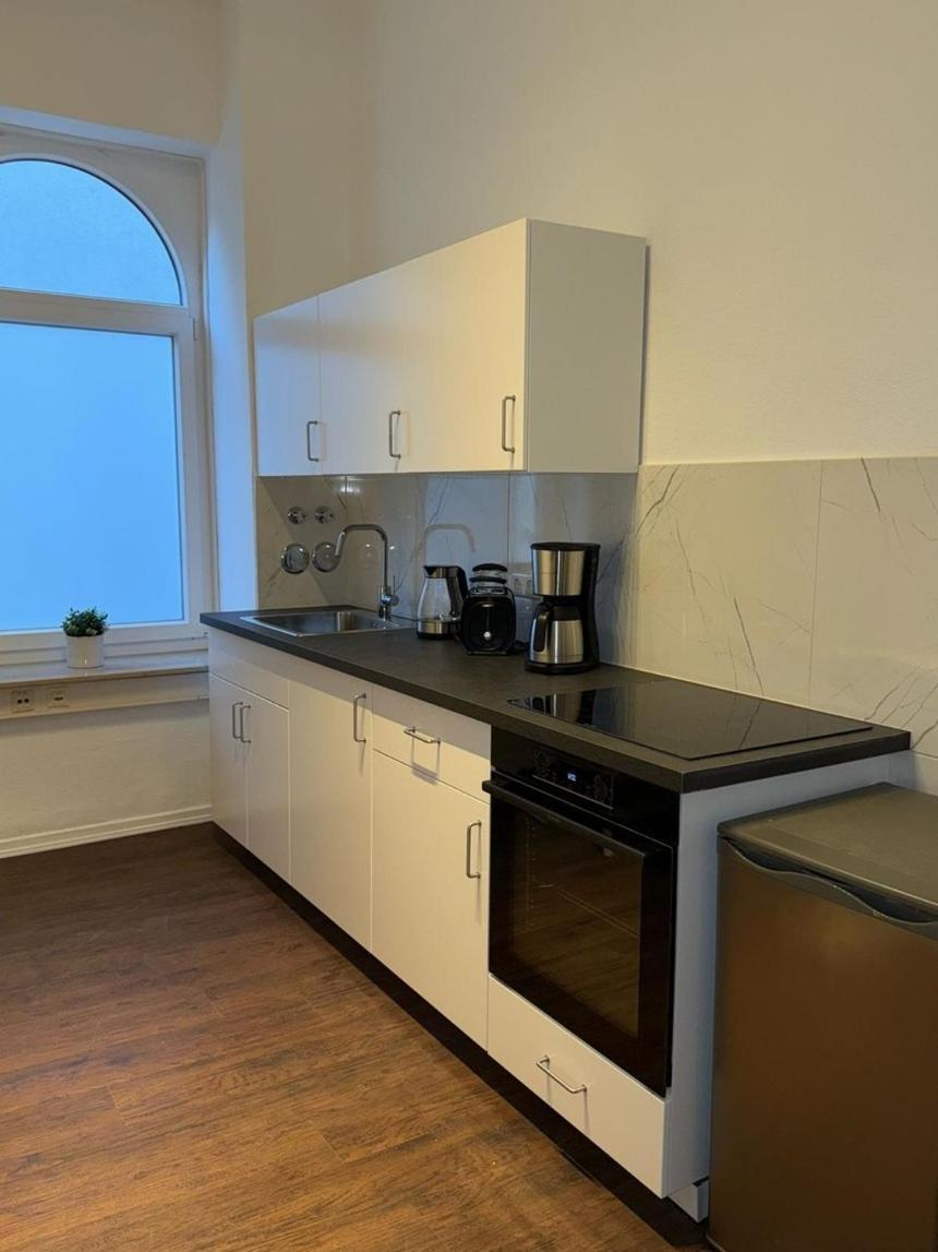 Zentral Gelegenes Premium-apartment Mit Viel Tageslicht Apartment